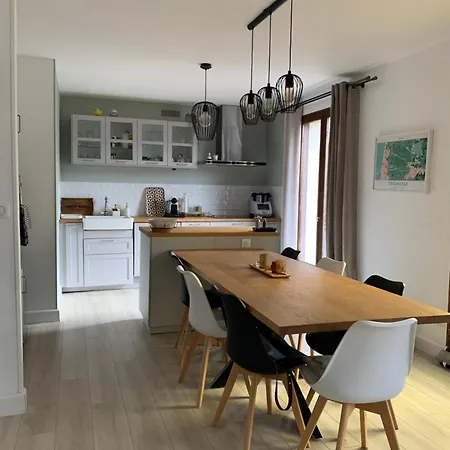 Holiday home La Maison Des Cocottes